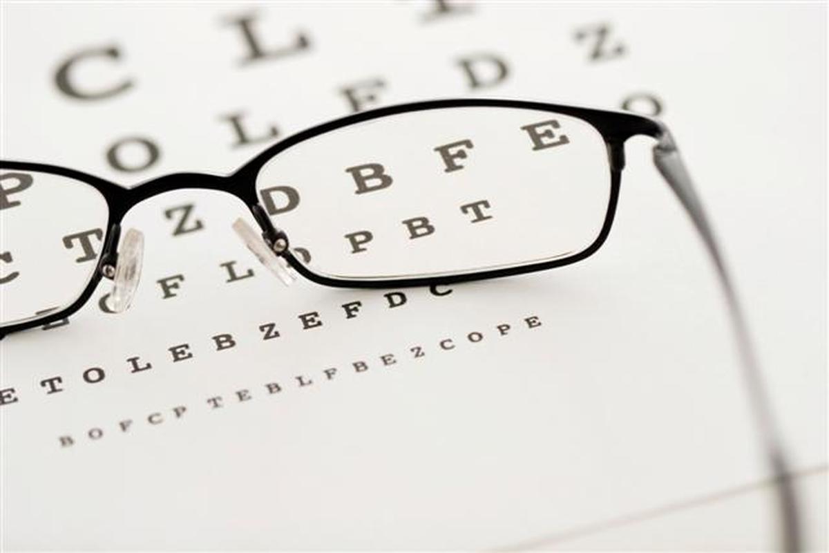 glasses eye exam sm
